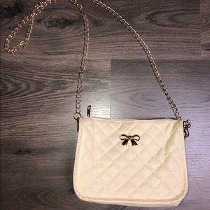 CUTE BOW CROSSBODY HAND BAG